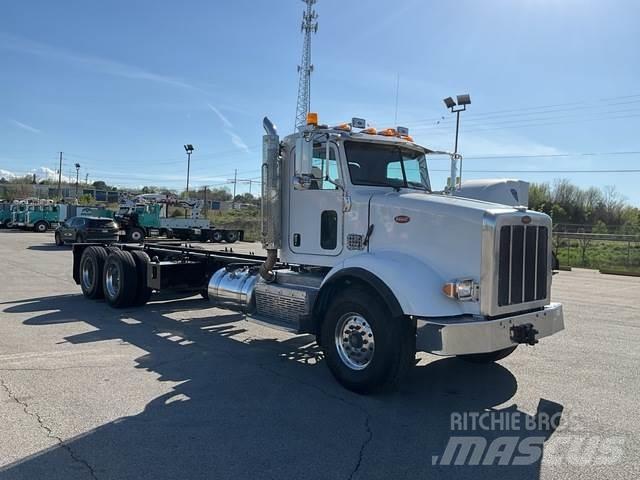Peterbilt 365 Vezetőfülke és belső tartozékok