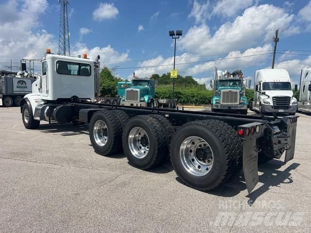Peterbilt 365 Vezetőfülke és belső tartozékok