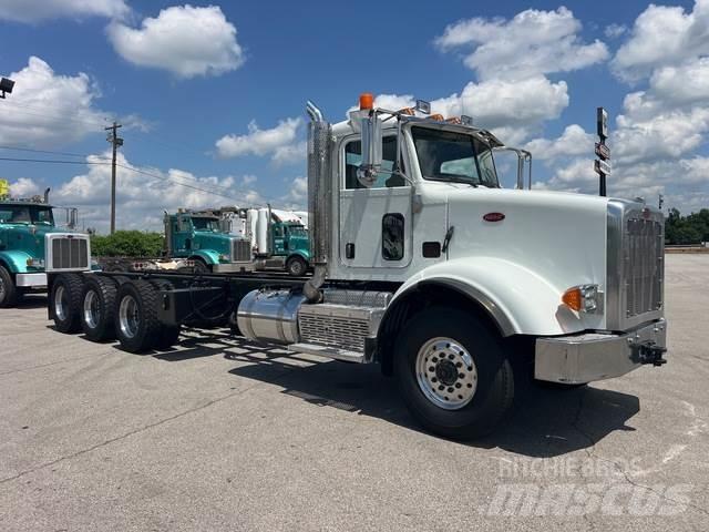 Peterbilt 365 Vezetőfülke és belső tartozékok