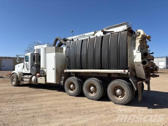 Peterbilt 367 Lánctalpas kotrók