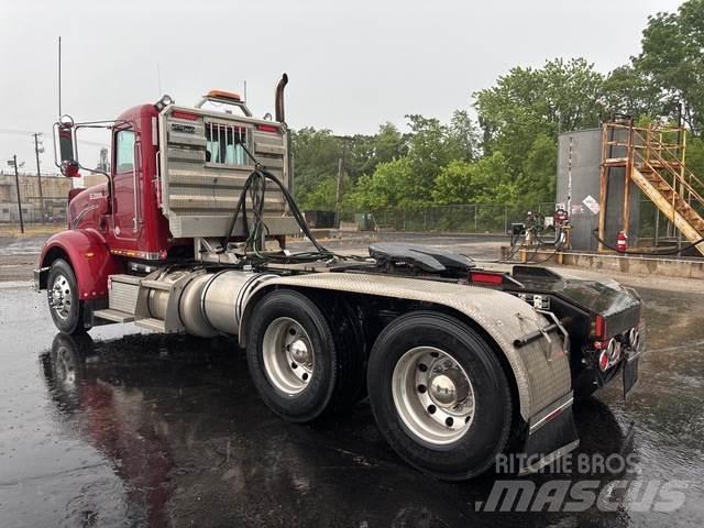 Peterbilt 367 Nyergesvontatók
