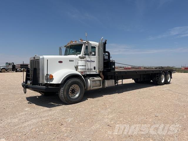 Peterbilt 367 Platós / Ponyvás teherautók