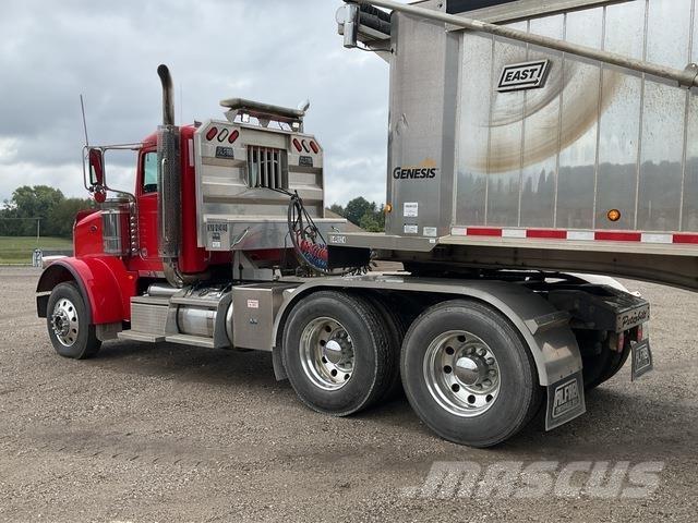 Peterbilt 367 Nyergesvontatók