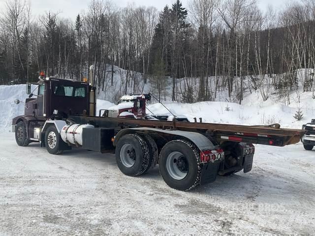 Peterbilt 377 Hidraulikus konténerszállító