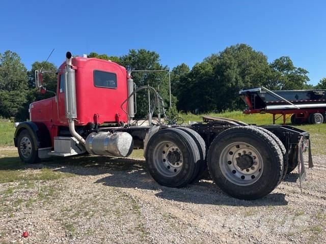 Peterbilt 388 Nyergesvontatók