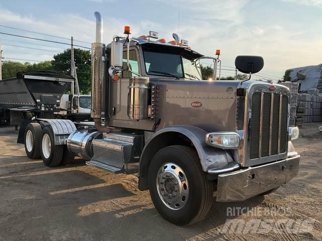 Peterbilt 388 Nyergesvontatók