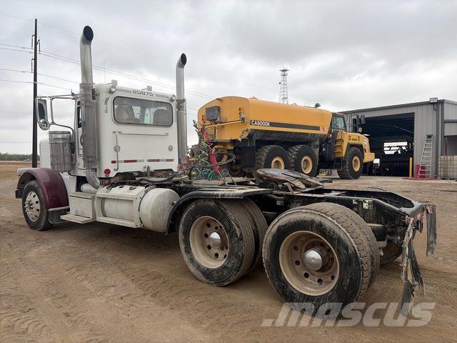 Peterbilt 388 Nyergesvontatók