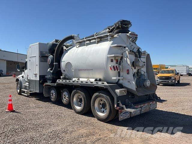 Peterbilt 548 Lánctalpas kotrók