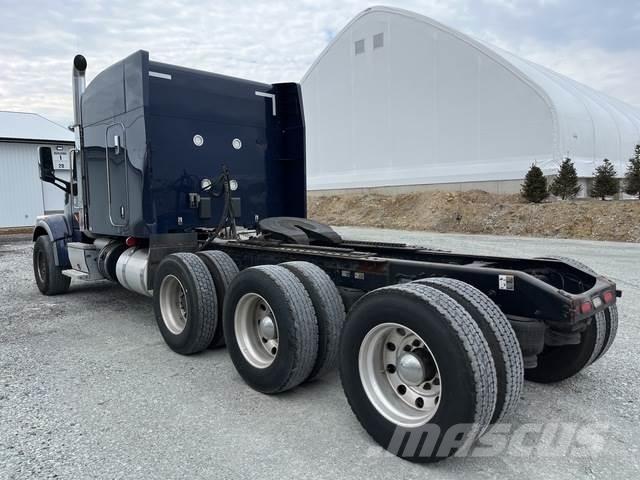 Peterbilt 567 Nyergesvontatók