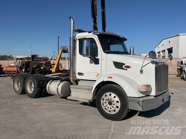 Peterbilt 567 Nyergesvontatók