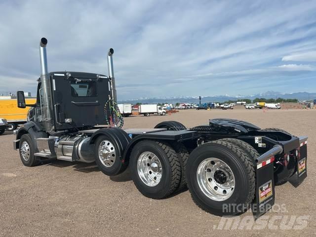 Peterbilt 567 Nyergesvontatók
