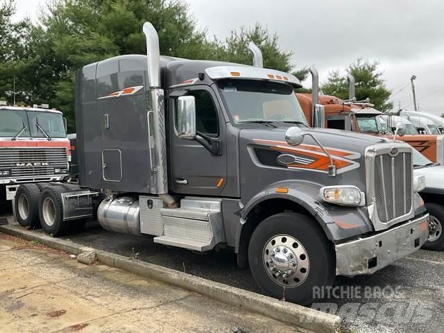 Peterbilt 567 Nyergesvontatók
