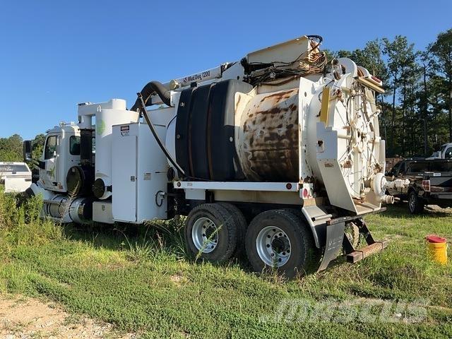 Peterbilt 567 Lánctalpas kotrók