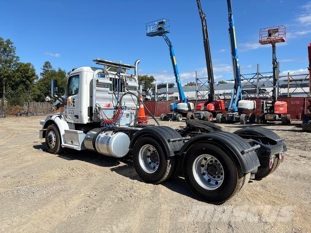 Peterbilt 567 Nyergesvontatók
