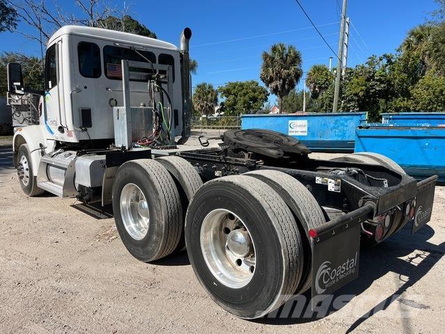 Peterbilt 567 Nyergesvontatók