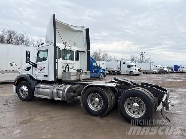 Peterbilt 579 Nyergesvontatók