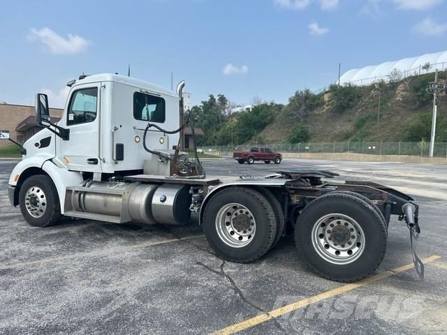 Peterbilt 579 Nyergesvontatók