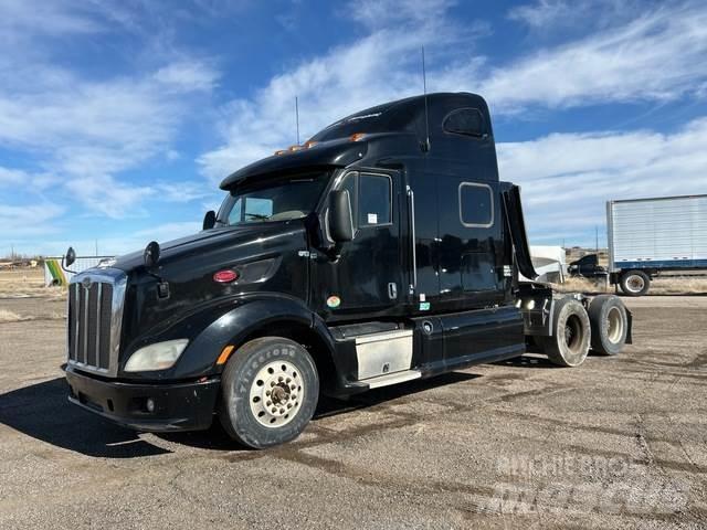 Peterbilt 587 Nyergesvontatók
