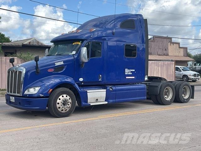 Peterbilt 587 Nyergesvontatók