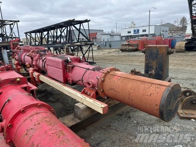  Pileco D30-32 Hidraulikus cölöpverők
