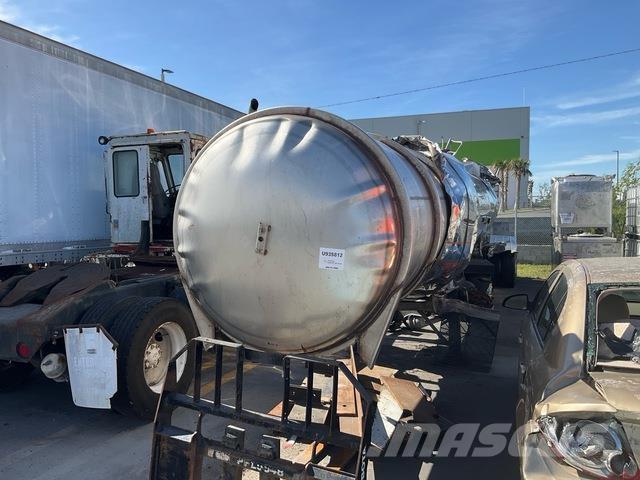 Polar  Tartályos pótkocsik