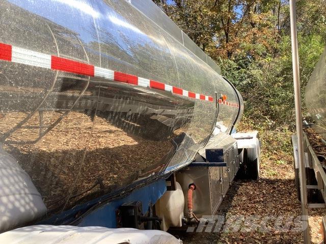 Polar  Tartályos pótkocsik