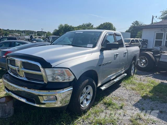 RAM 1500 Kis teherszállító/Platós kocsi
