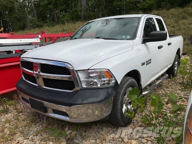 RAM 1500 Kis teherszállító/Platós kocsi