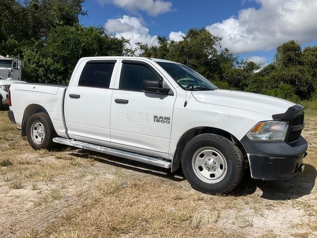 RAM 1500 Kis teherszállító/Platós kocsi