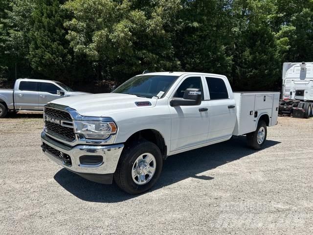 RAM 2500 Kis teherszállító/Platós kocsi