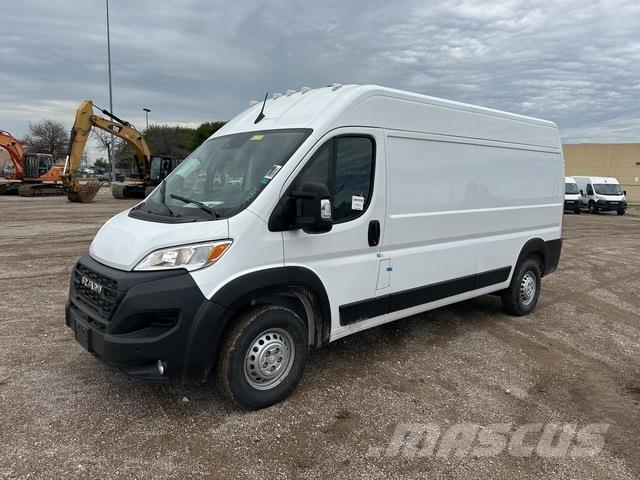 RAM 2500 Dobozos teherautók