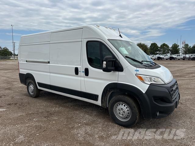 RAM 2500 Dobozos teherautók