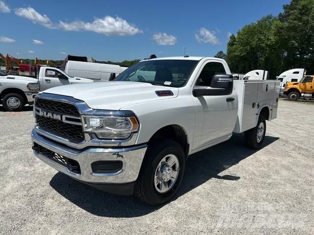 RAM 3500 Kis teherszállító/Platós kocsi