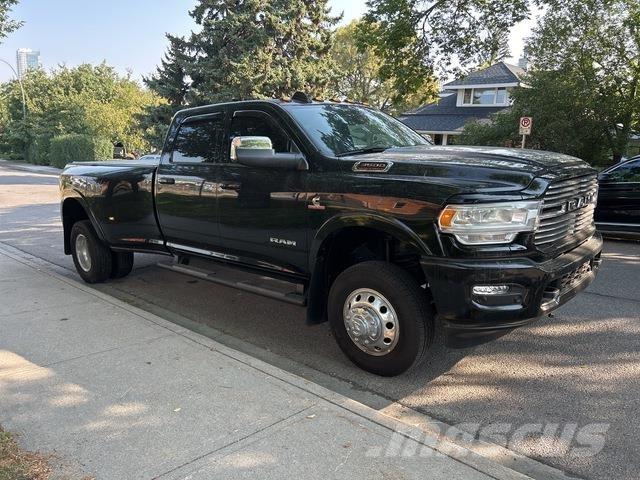 RAM 3500 Kis teherszállító/Platós kocsi