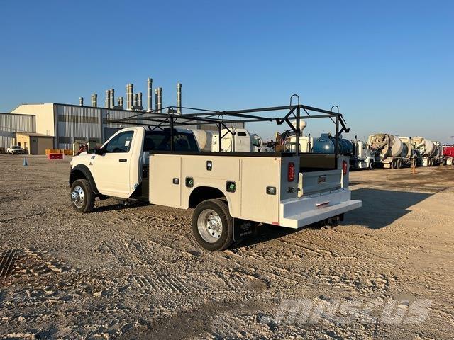 RAM 4500 Kis teherszállító/Platós kocsi