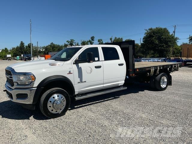 RAM 4500 Platós / Ponyvás teherautók