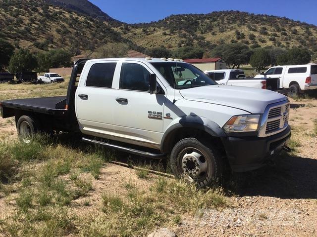 RAM 4500 Platós / Ponyvás teherautók