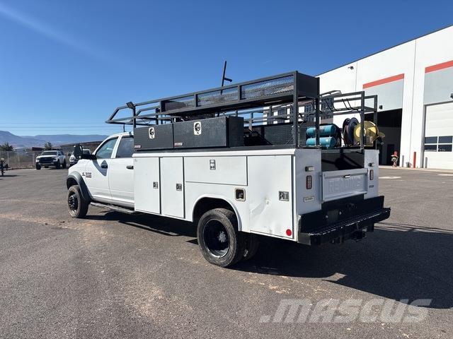 RAM 4500 Kis teherszállító/Platós kocsi