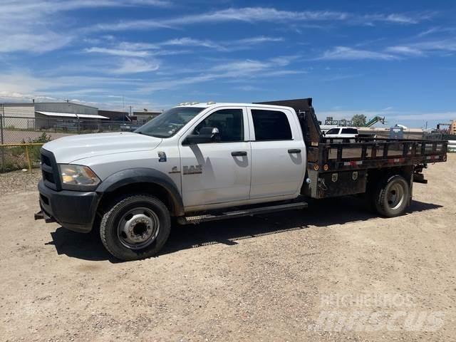 RAM 5500 Platós / Ponyvás teherautók