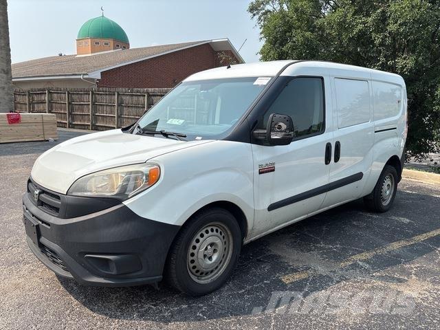 RAM Promaster Transporterek
