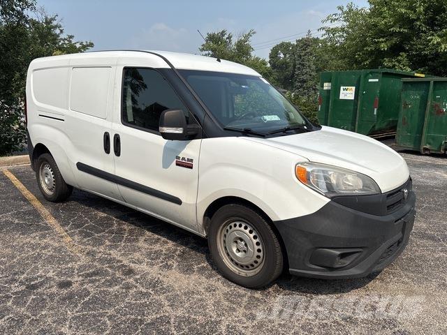 RAM Promaster Transporterek