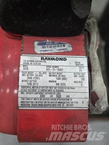 Raymond 8410 Kézi raklapemelő