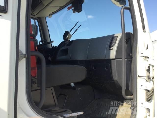 Renault D250 Mobil fúró teherautók