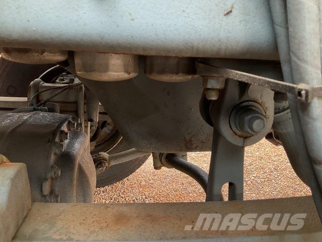 Renault Kerax Hóeltakarítók