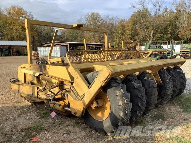 Reynolds 17C Földnyesők (szkréperek)