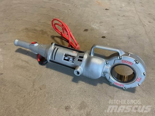  Ridgid 700-T2 Távvezeték eszközök