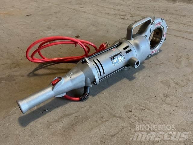  Ridgid 700-T2 Távvezeték eszközök
