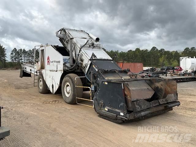 Roadtec 2500E Anyagszállító járművek