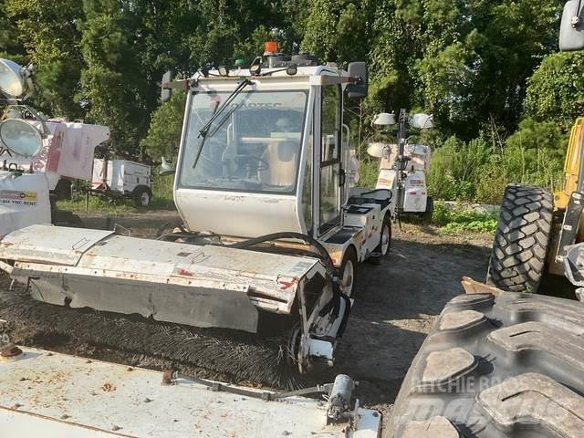 Roadtec FB100E Beltéri takarító gépek