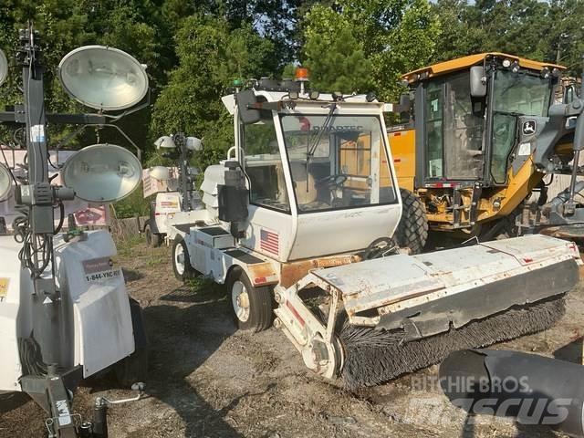 Roadtec FB100E Beltéri takarító gépek